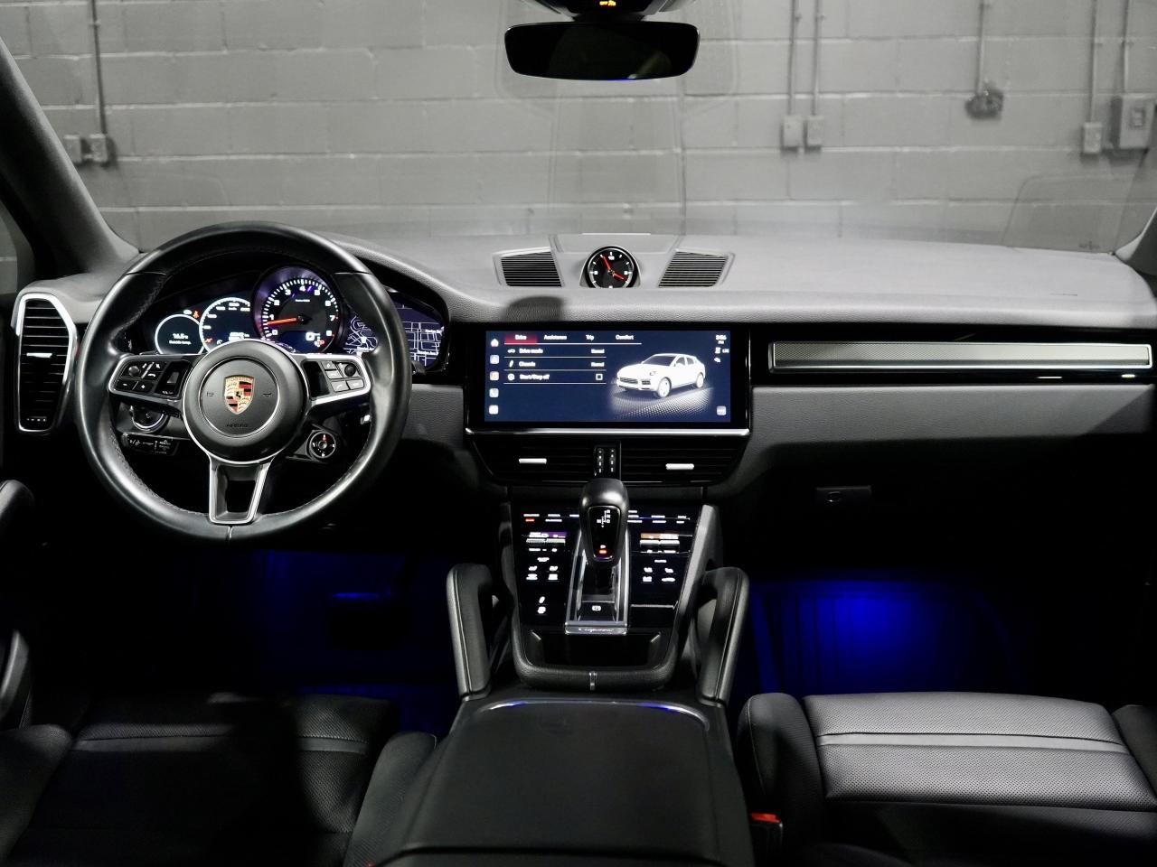 2023 Porsche Cayenne Platinum Edition Coupe| DISTRONIC|360CAM|PANO|BOSE Photo