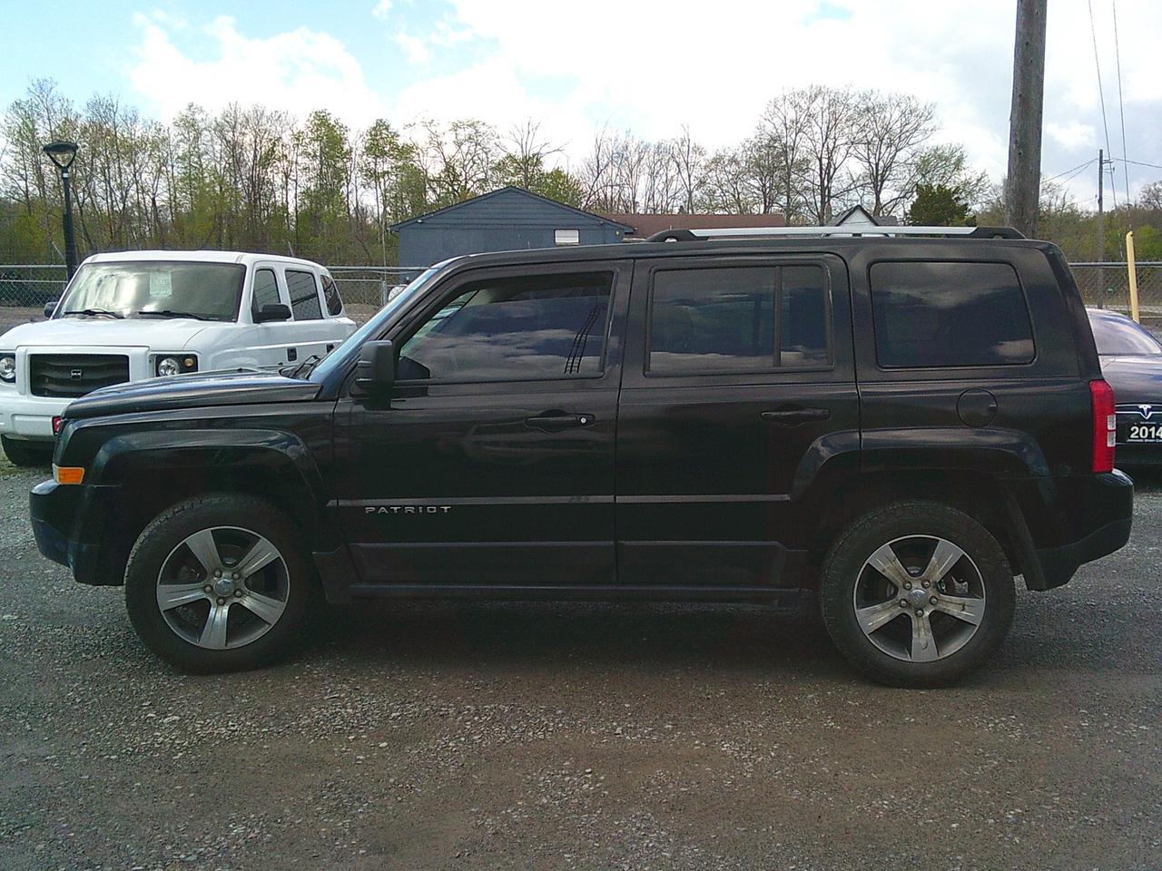 2017 Jeep Patriot 4WD High Altitude Edition +SUNROOF Photo4