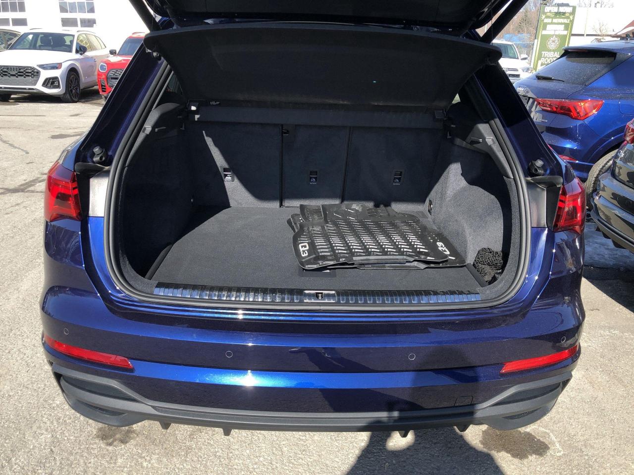 2024 Audi Q3 45 Progressiv SLINE, NAVIGATION PKG, SONOS SOUND, Photo