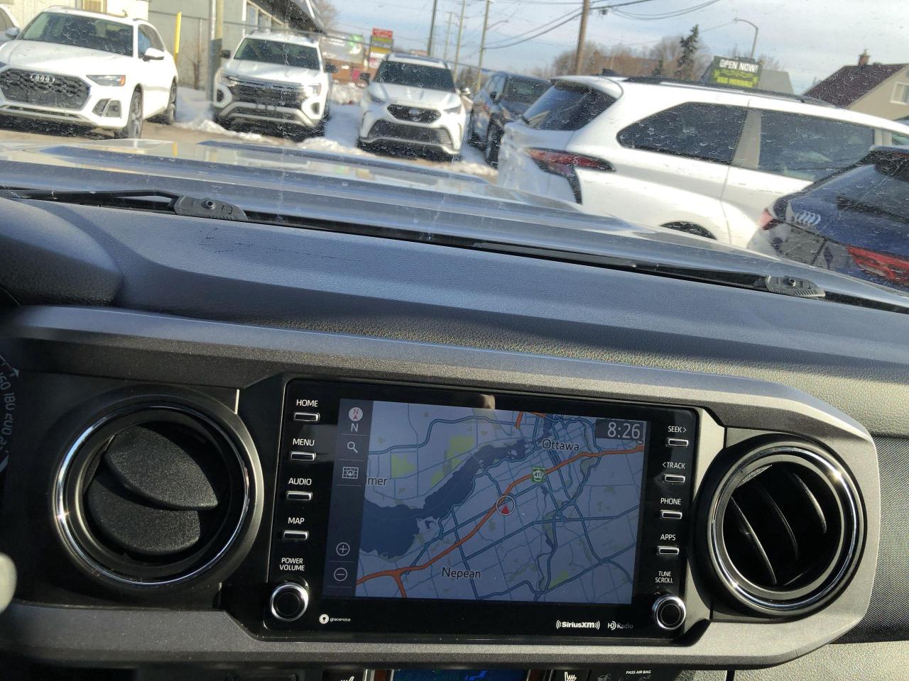 2021 Toyota Tacoma TRD SPORT, NAVI, BLIS, BK. CAM, HTD. SEATS, ALLOYS Photo