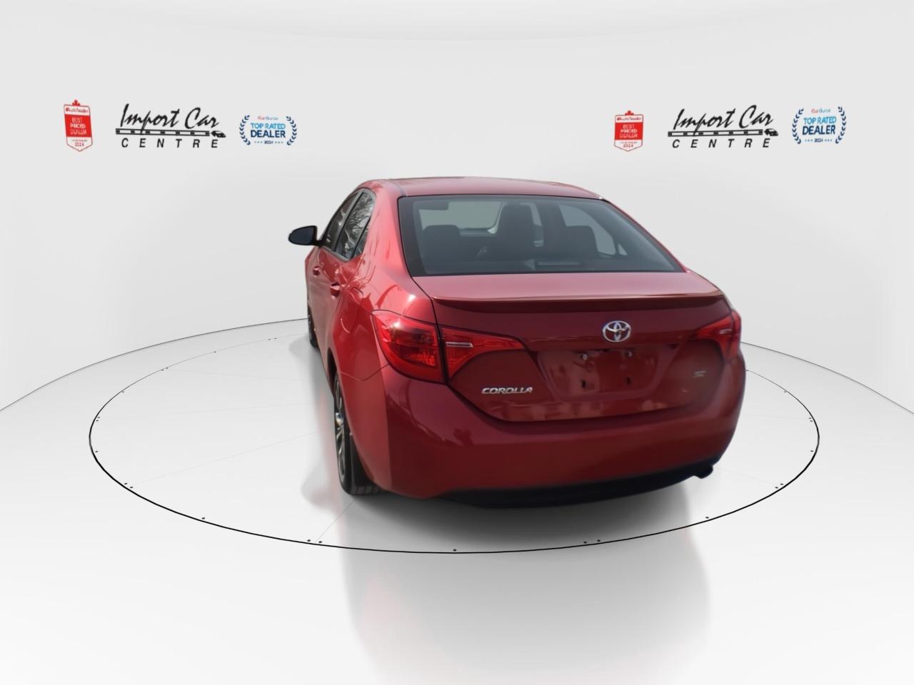 2017 Toyota Corolla SE ONLY 51,000KMS!!  SE UPGRADE, AUTO, ROOF, HTD. Photo