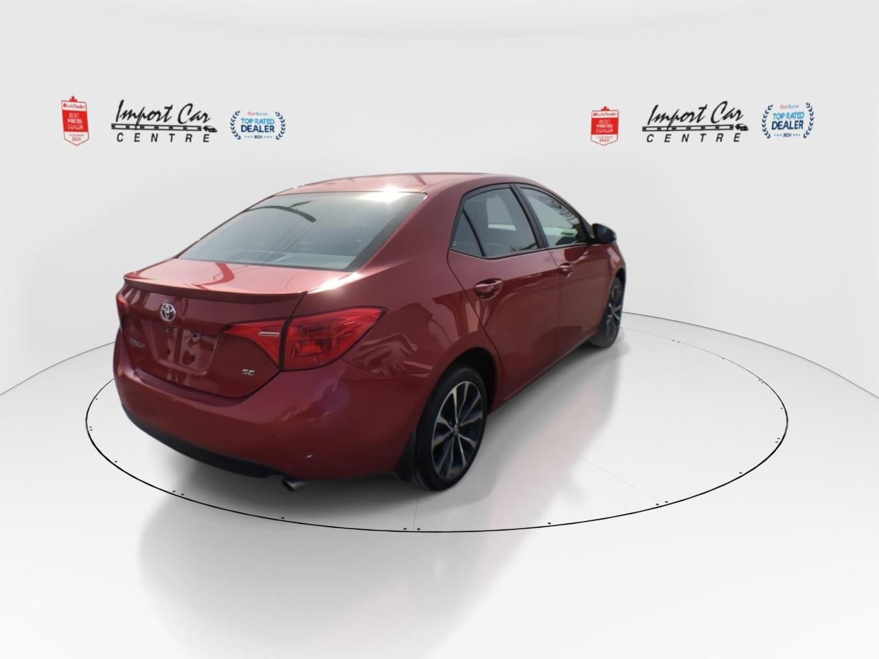 2017 Toyota Corolla SE ONLY 51,000KMS!!  SE UPGRADE, AUTO, ROOF, HTD. Photo