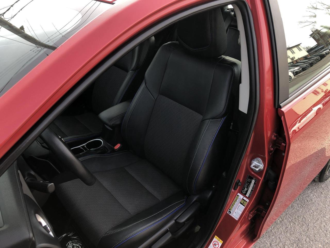 2017 Toyota Corolla SE ONLY 51,000KMS!!  SE UPGRADE, AUTO, ROOF, HTD. Photo