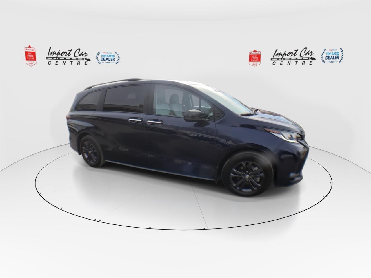 2026 Toyota Sienna XSE 7-Passenger LIKE NEW!!  ONLY 570KMS!!  SOFTEX, Photo