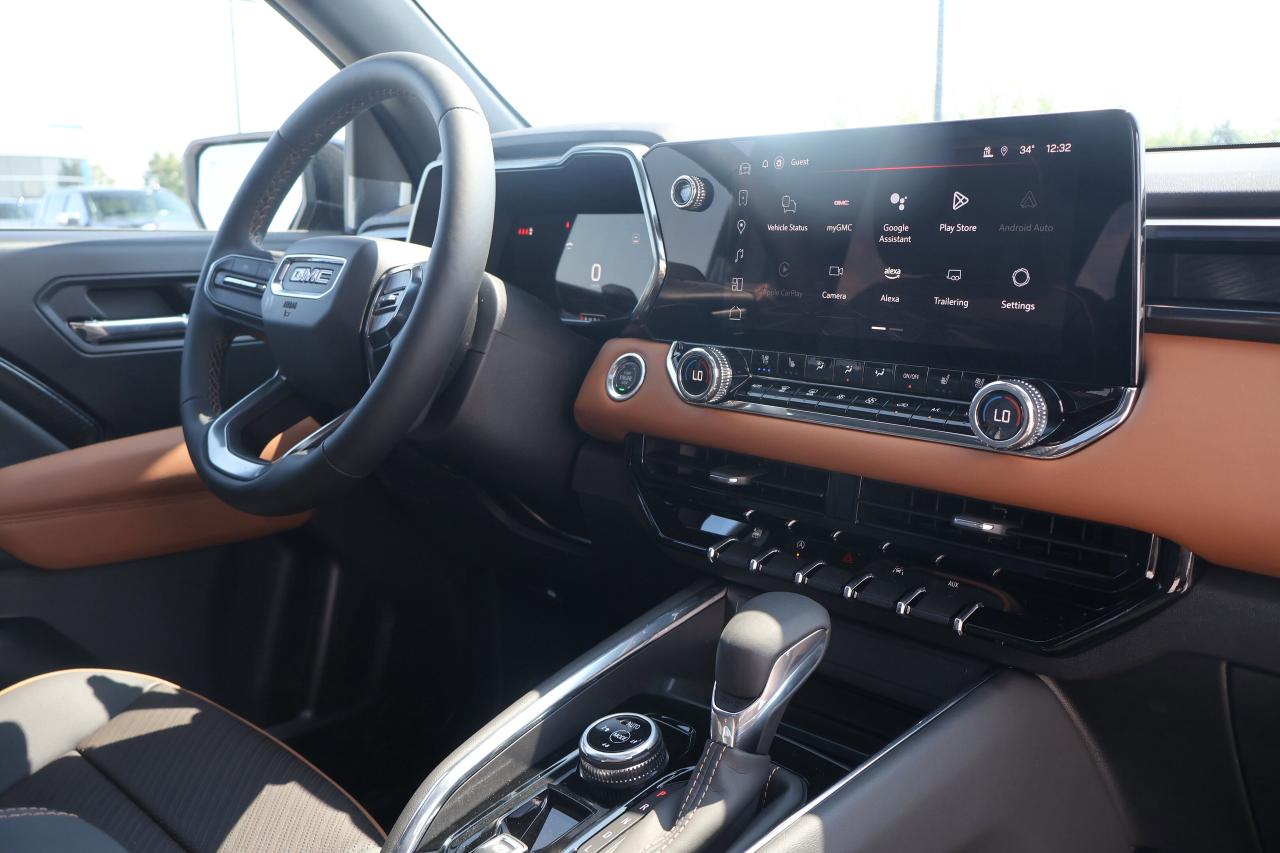 2026 GMC Canyon 4WD AT4 | Demo Unit | Photo