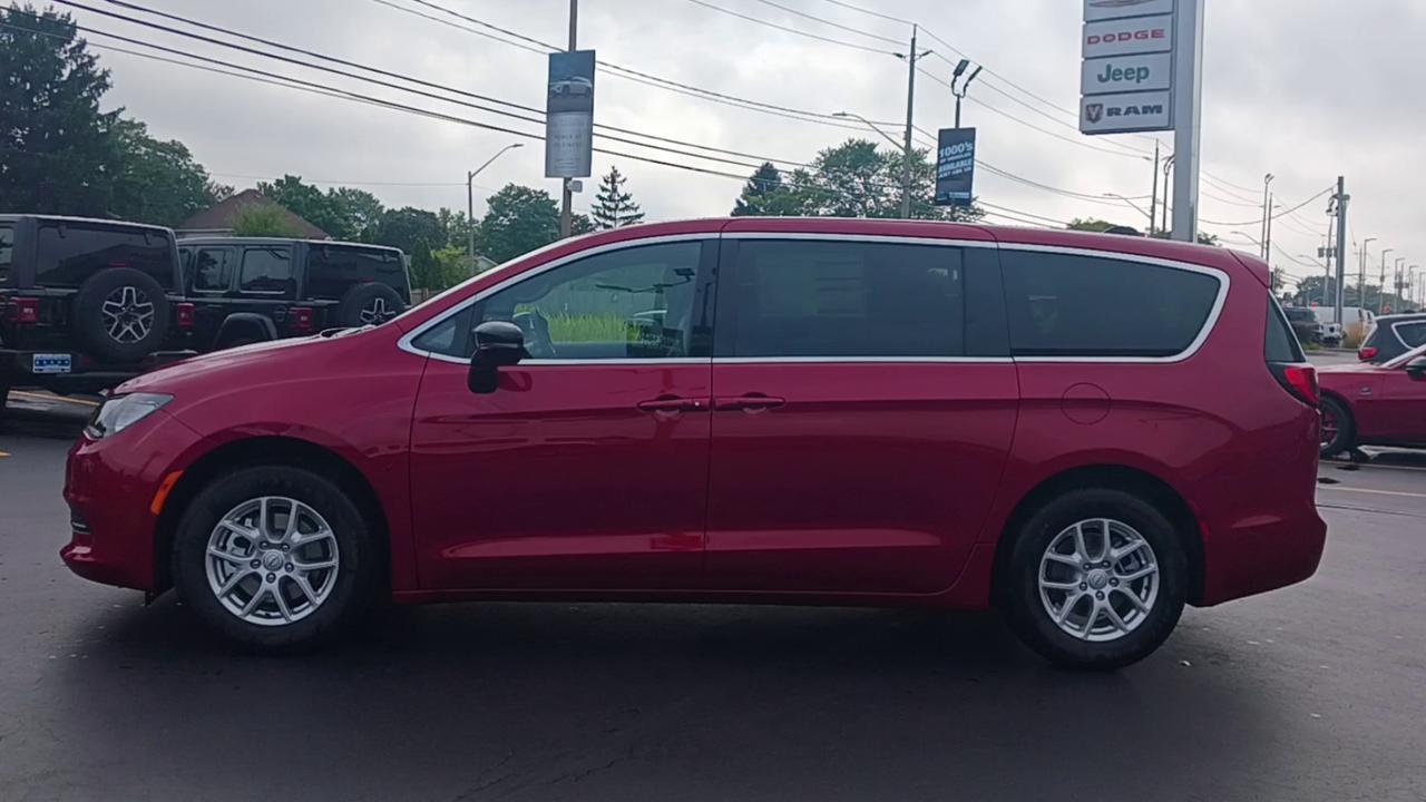 2026 Dodge Grand Caravan SXT 2WD Photo