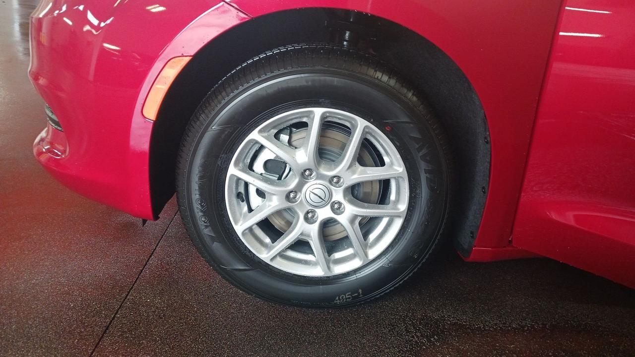 2026 Dodge Grand Caravan SXT 2WD Photo