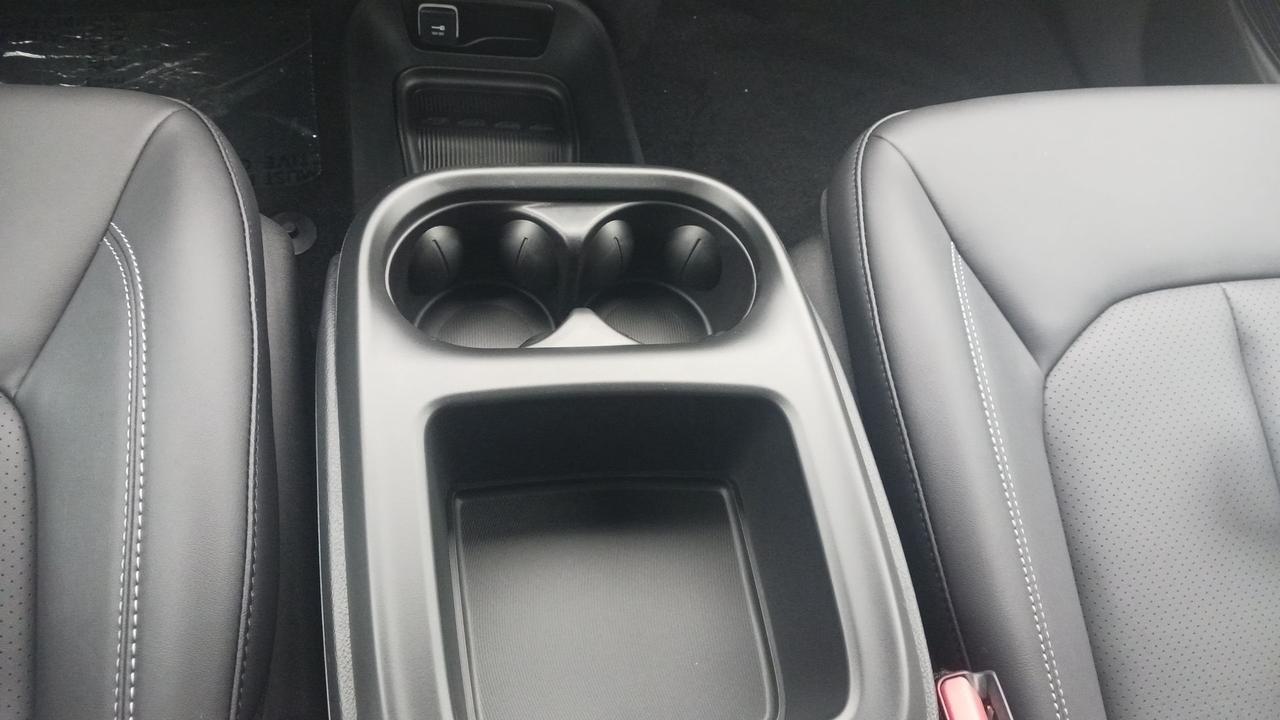 2026 Dodge Grand Caravan SXT 2WD Photo