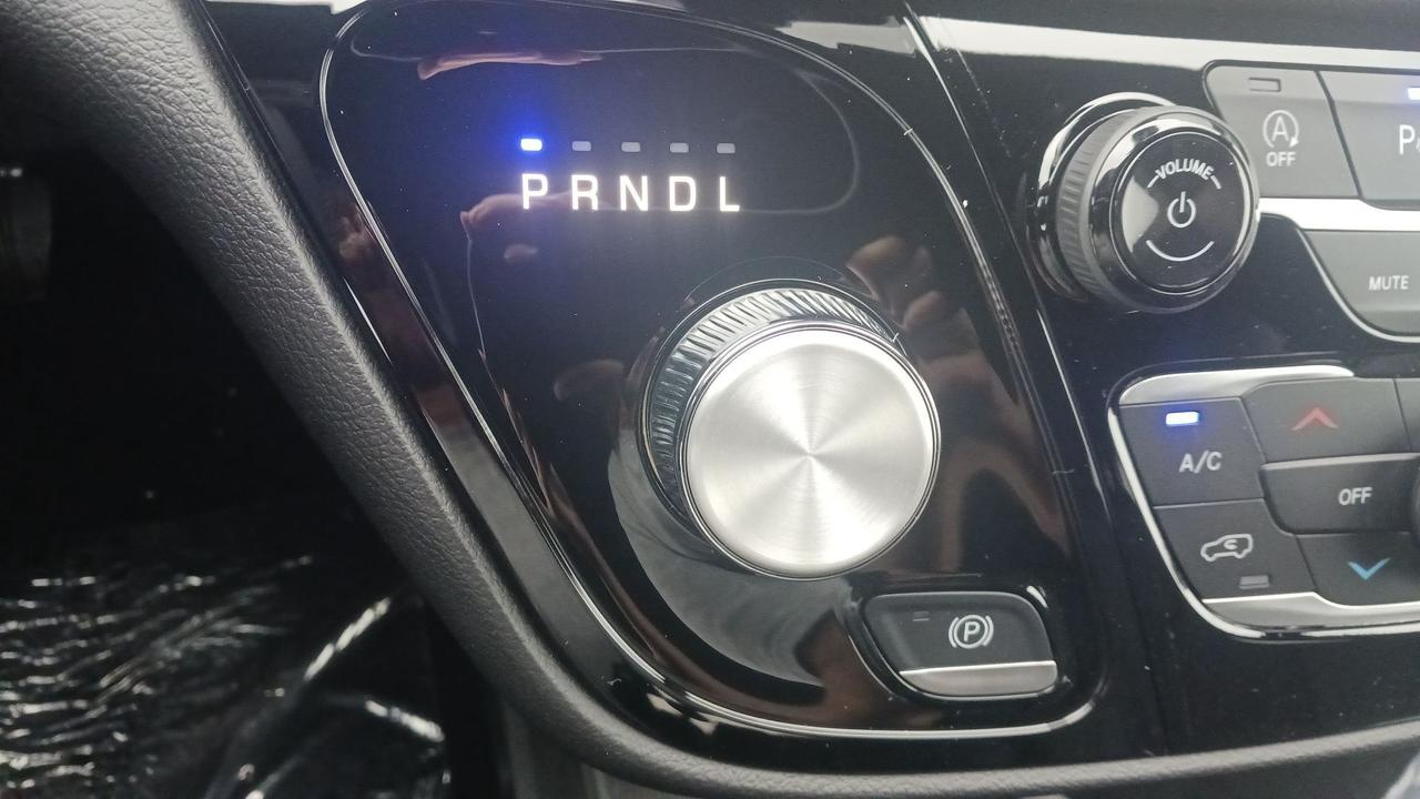2026 Dodge Grand Caravan SXT 2WD Photo