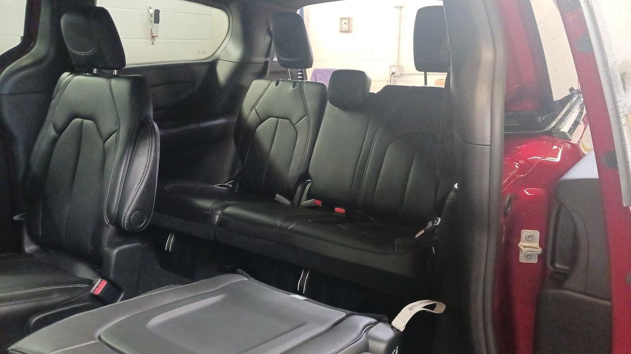 2026 Dodge Grand Caravan SXT 2WD Photo
