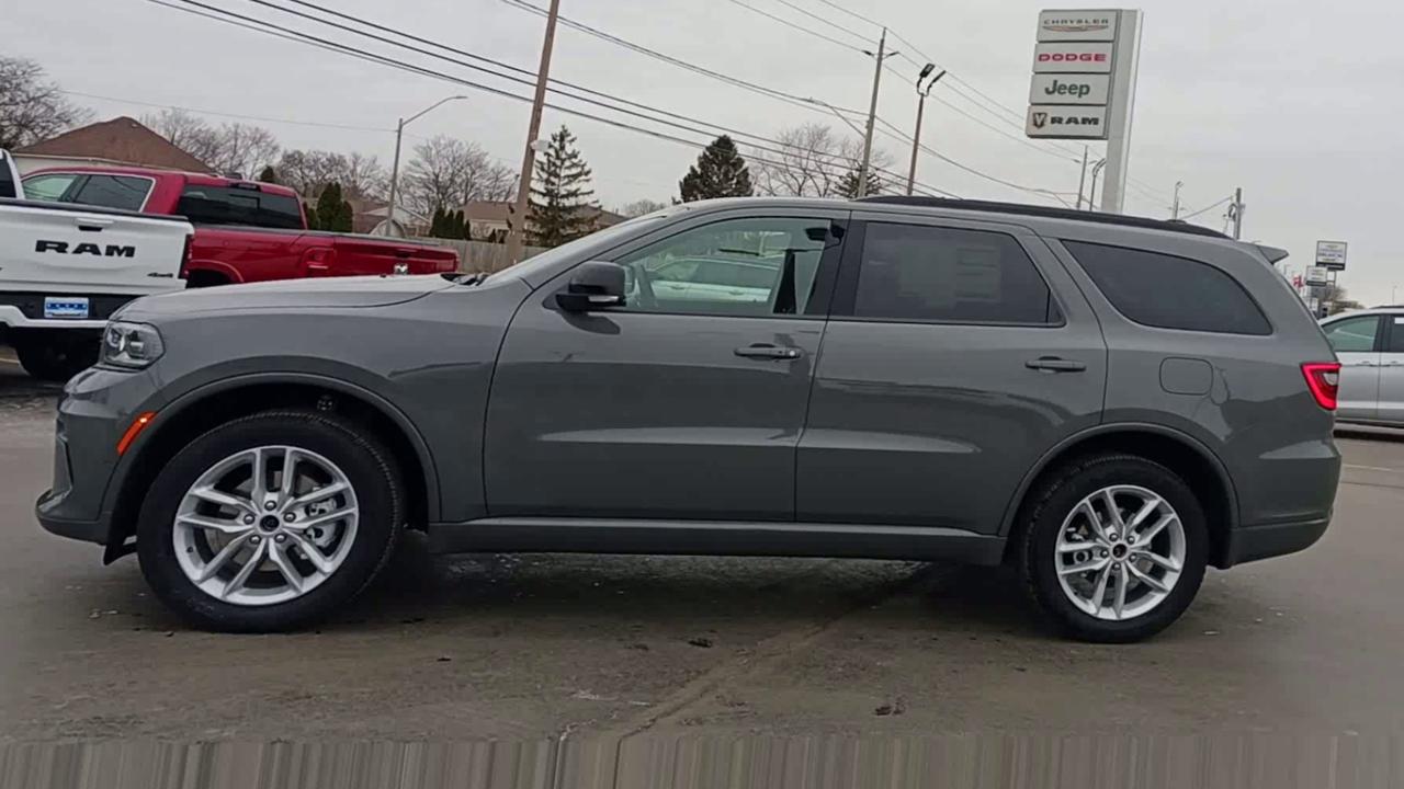 2026 Dodge Durango GT PLUS AWD Photo4