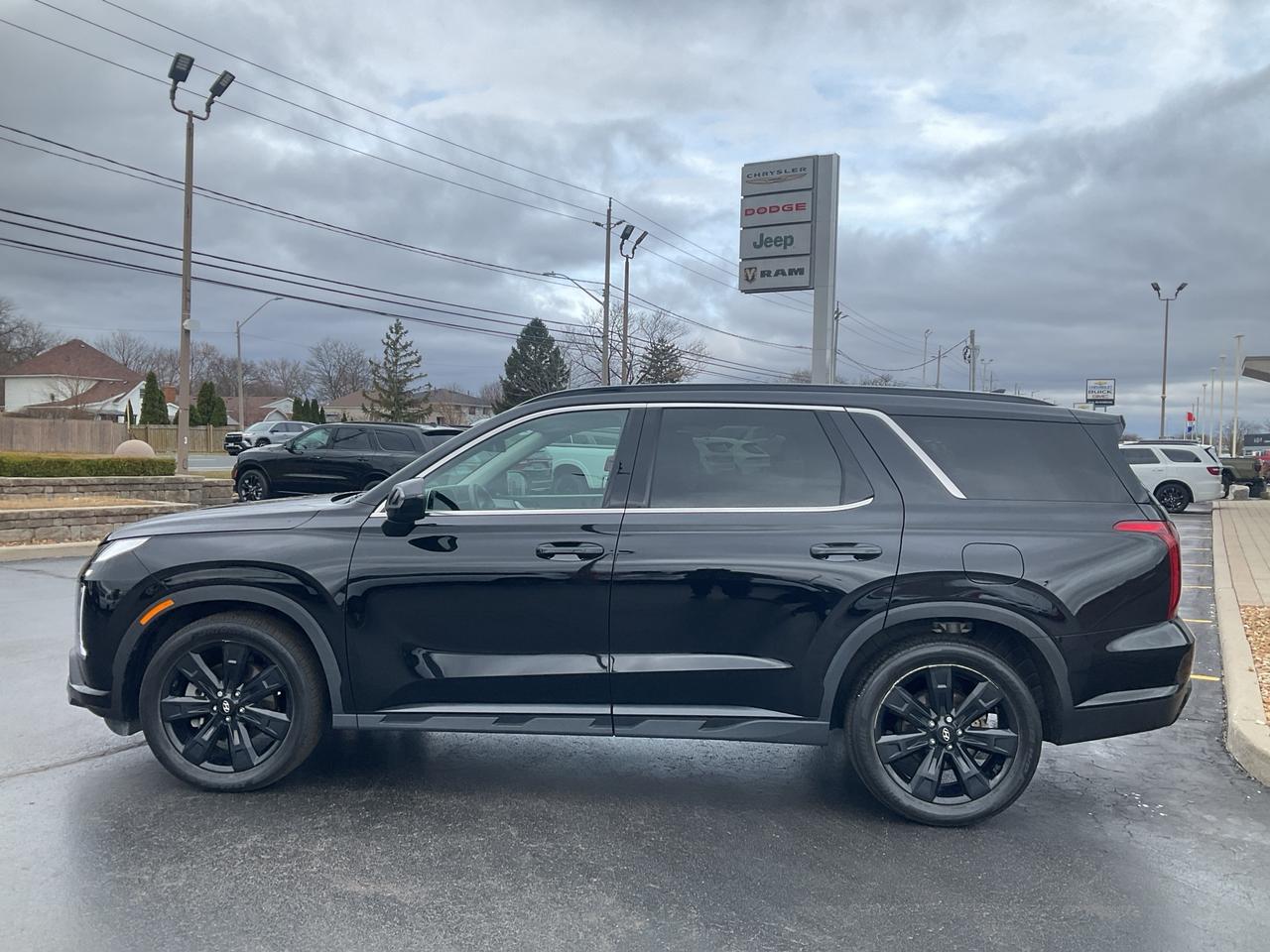 2024 Hyundai PALISADE 7 Passenger Photo