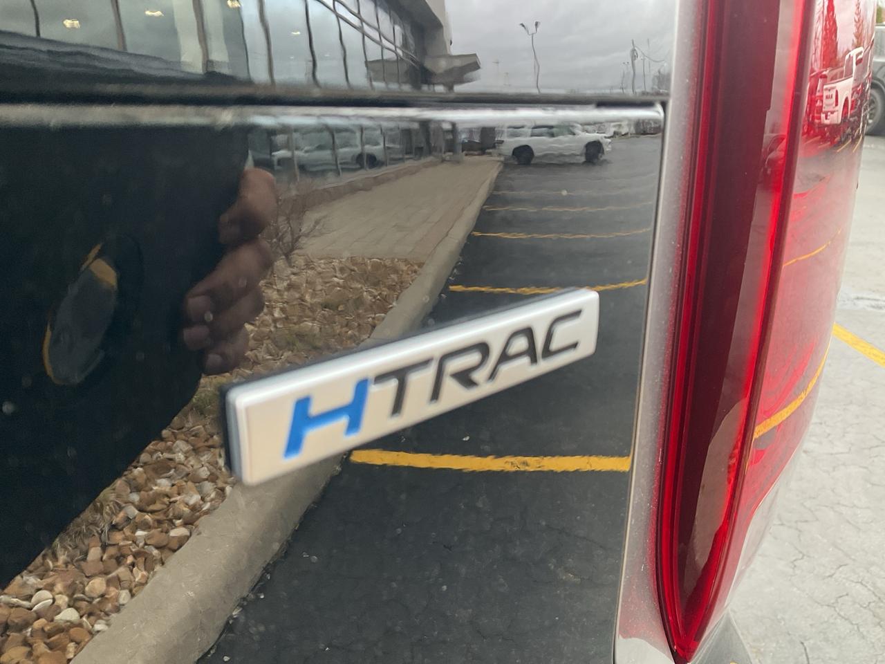 2024 Hyundai PALISADE 7 Passenger Photo