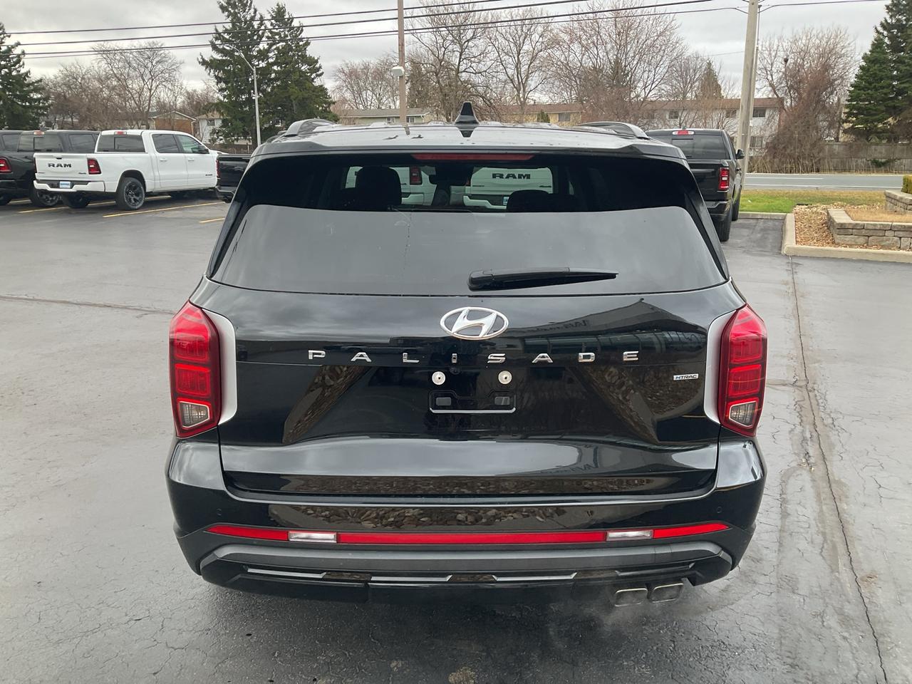2024 Hyundai PALISADE 7 Passenger Photo