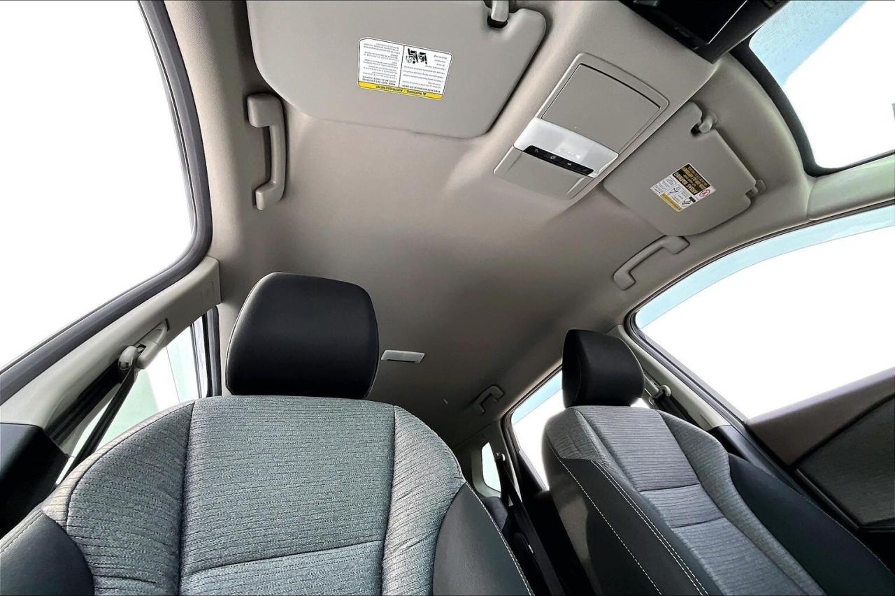 2021 Nissan Rogue S | Heated Seats | CarPlay | FWD Photo