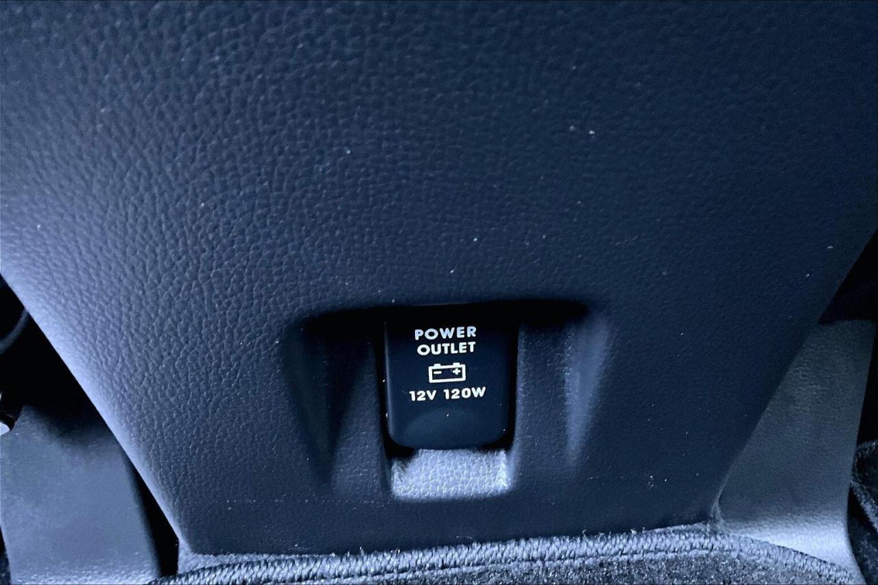 2024 Mitsubishi Eclipse Cross ES | Heated Seats | CarPlay | AWD Photo