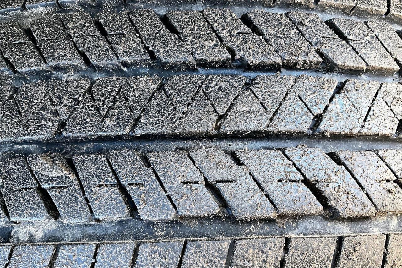 2024 Mitsubishi Eclipse Cross ES | Heated Seats | CarPlay | AWD Photo