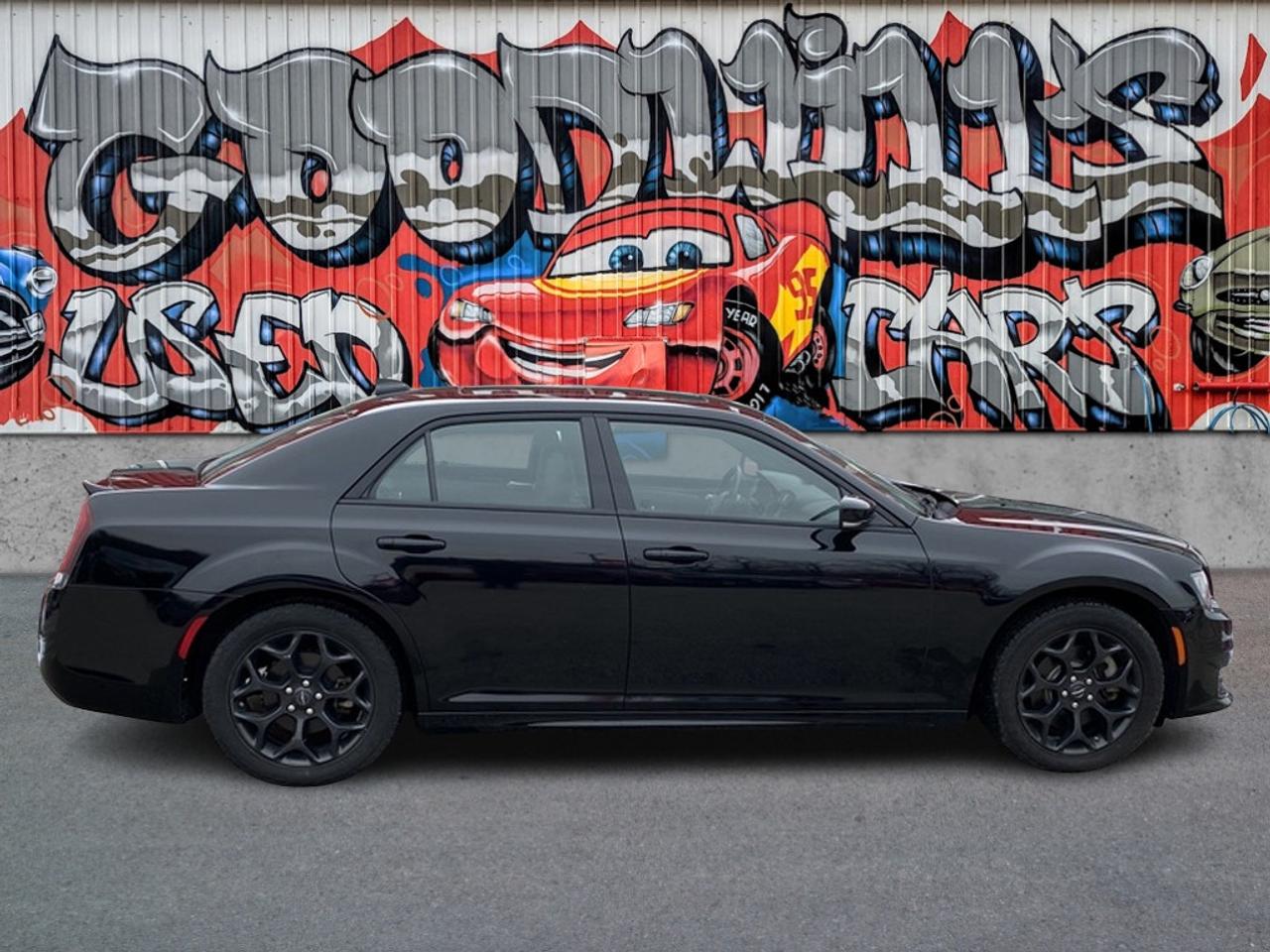 2023 Chrysler 300 S AWD, LEATHER, SUNROOF, REMOTE START! - Photo #1