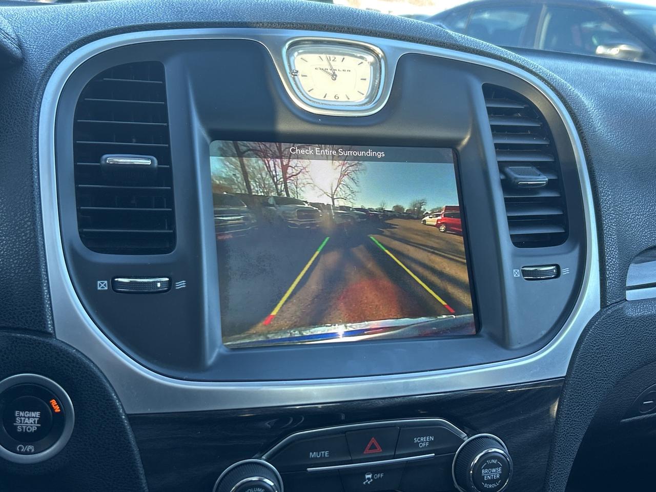 2019 Chrysler 300 TOURING, HEATED LEATHER, REMOTE START! - Photo #25