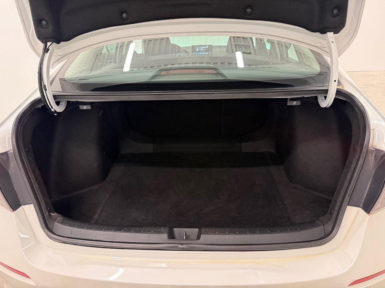 2022 Honda Civic SEDAN LX Photo