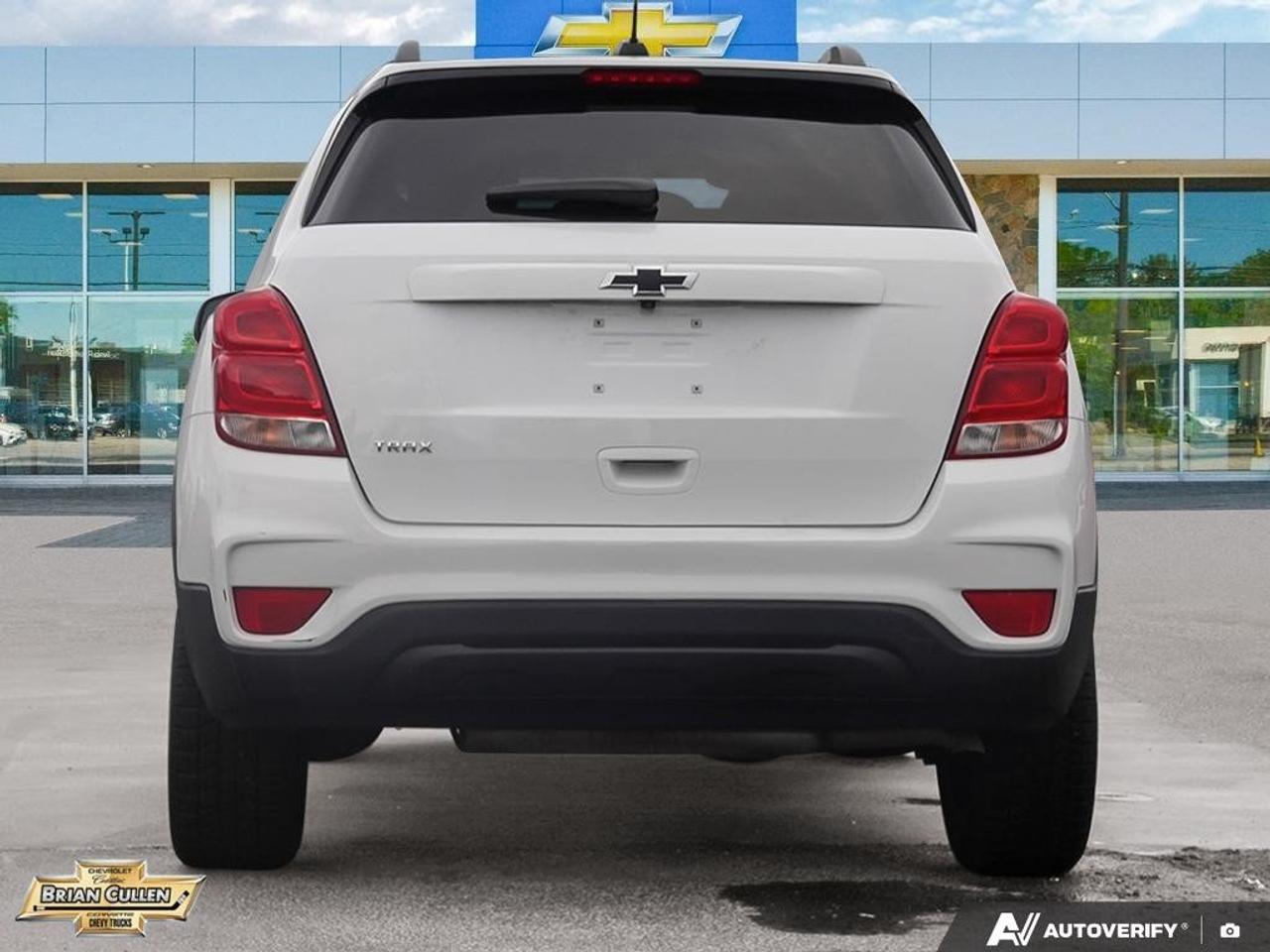 2021 Chevrolet Trax LT LT FWD Photo4