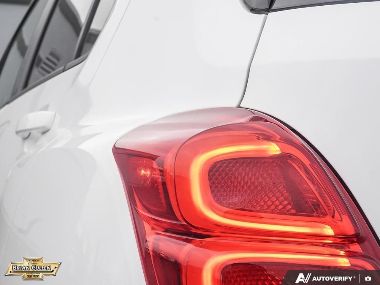 2021 Chevrolet Trax LT LT FWD Photo