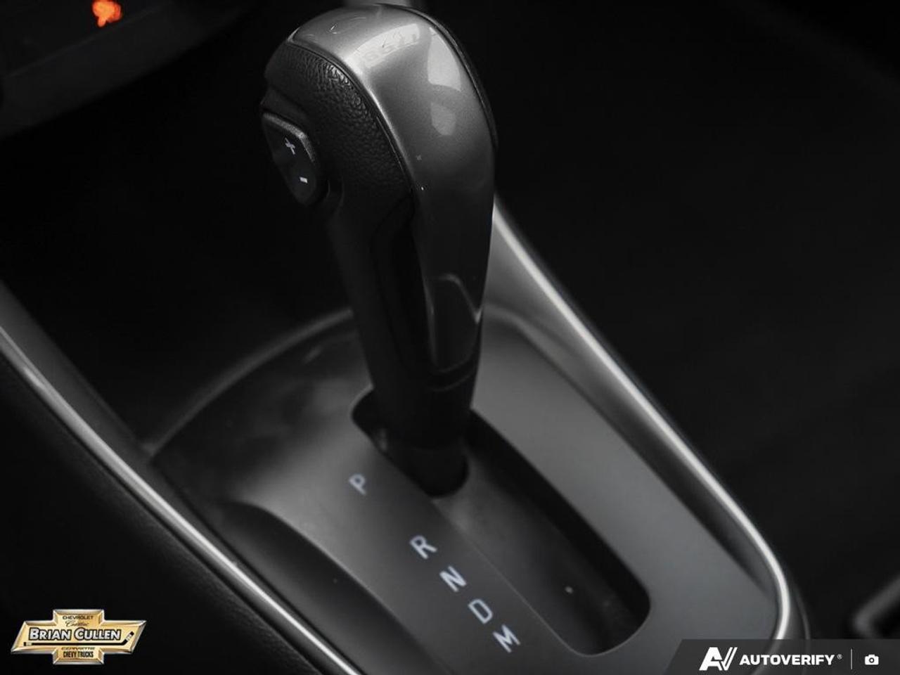 2021 Chevrolet Trax LT LT FWD Photo