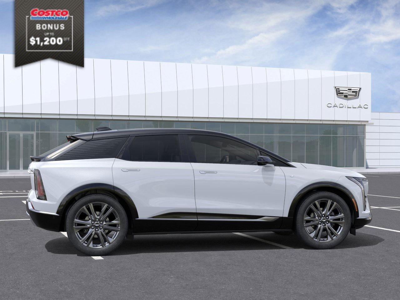 2026 Cadillac OPTIQ Premium Sport 4dr Premium Sport Photo4