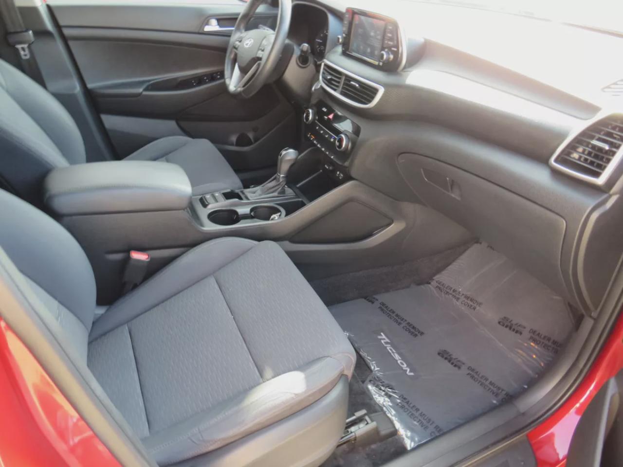 2021 Hyundai Tucson Preferred | Very LOW KM!! | Clean Title/No Accidents!! | Safety/Certified!! |  AWD | Alloy Rims | Push Button Start | Heated Front Seats/Steering Wheel | Rear Heated Seats | Reverse Camera | Digital Touchscreen | Blind Spot Monitoring | Lane Assist | Photo