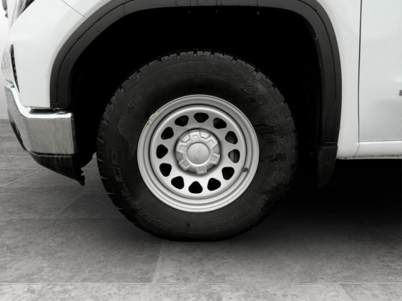 2023 GMC Sierra 1500 PRO Photo