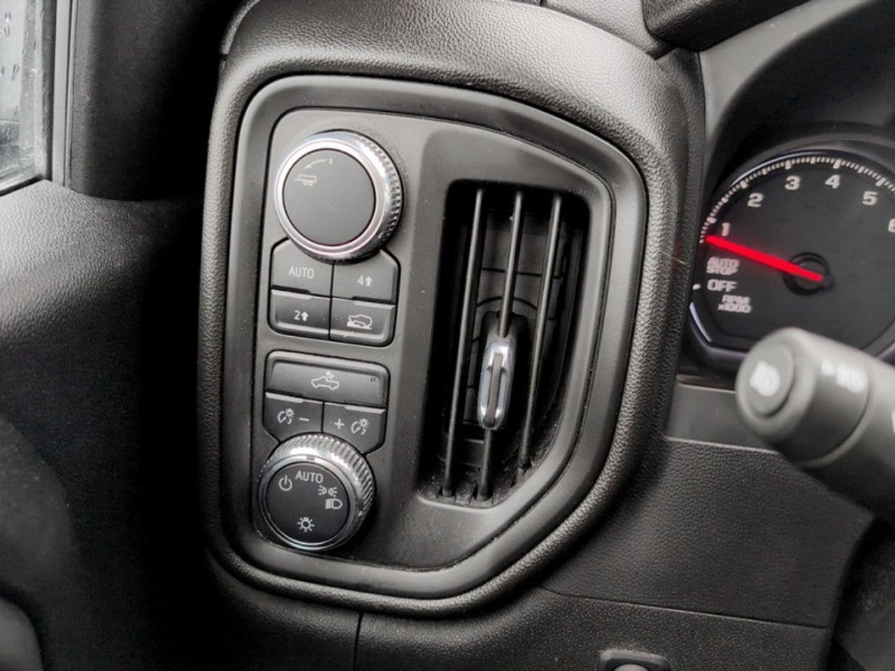 2023 GMC Sierra 1500 PRO Photo