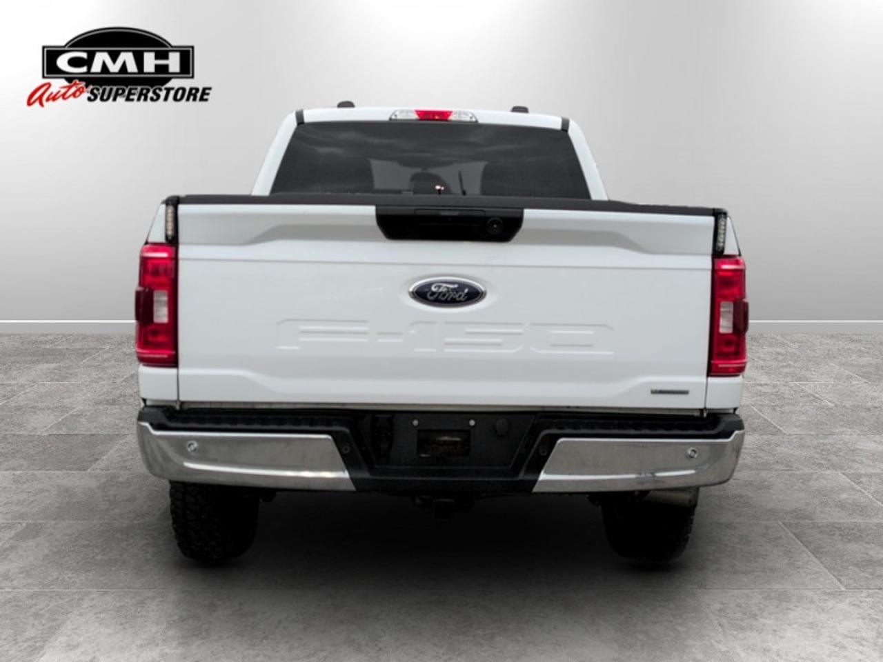 2022 Ford F-150 XLT  **FX4 PKG - TOW PKG - 3.5L V6** Photo3