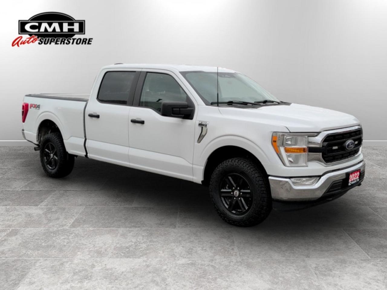 2022 Ford F-150 XLT  **FX4 PKG - TOW PKG - 3.5L V6** Photo