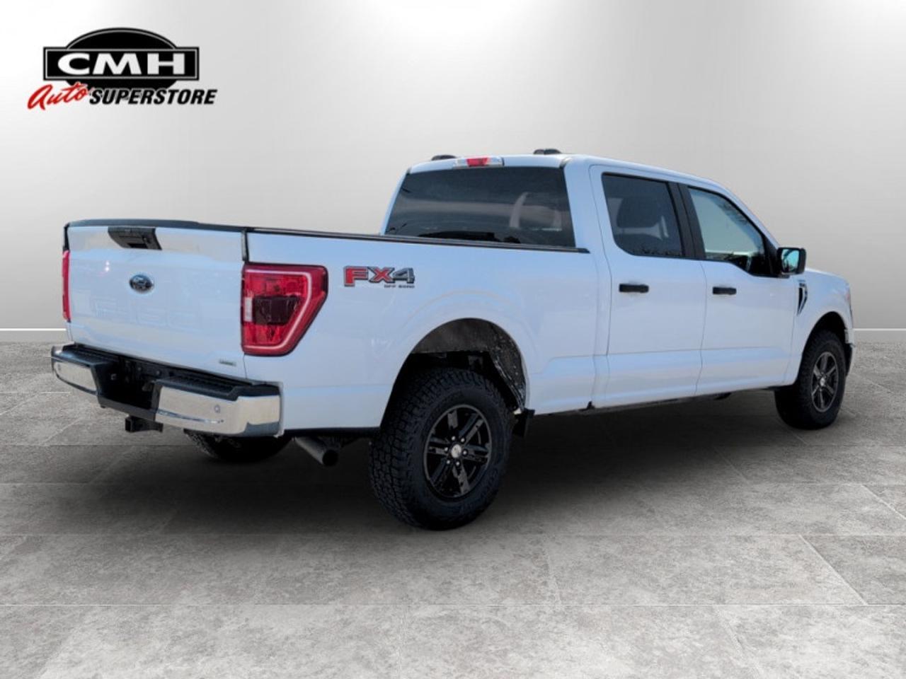 2022 Ford F-150 XLT  **FX4 PKG - TOW PKG - 3.5L V6** Photo
