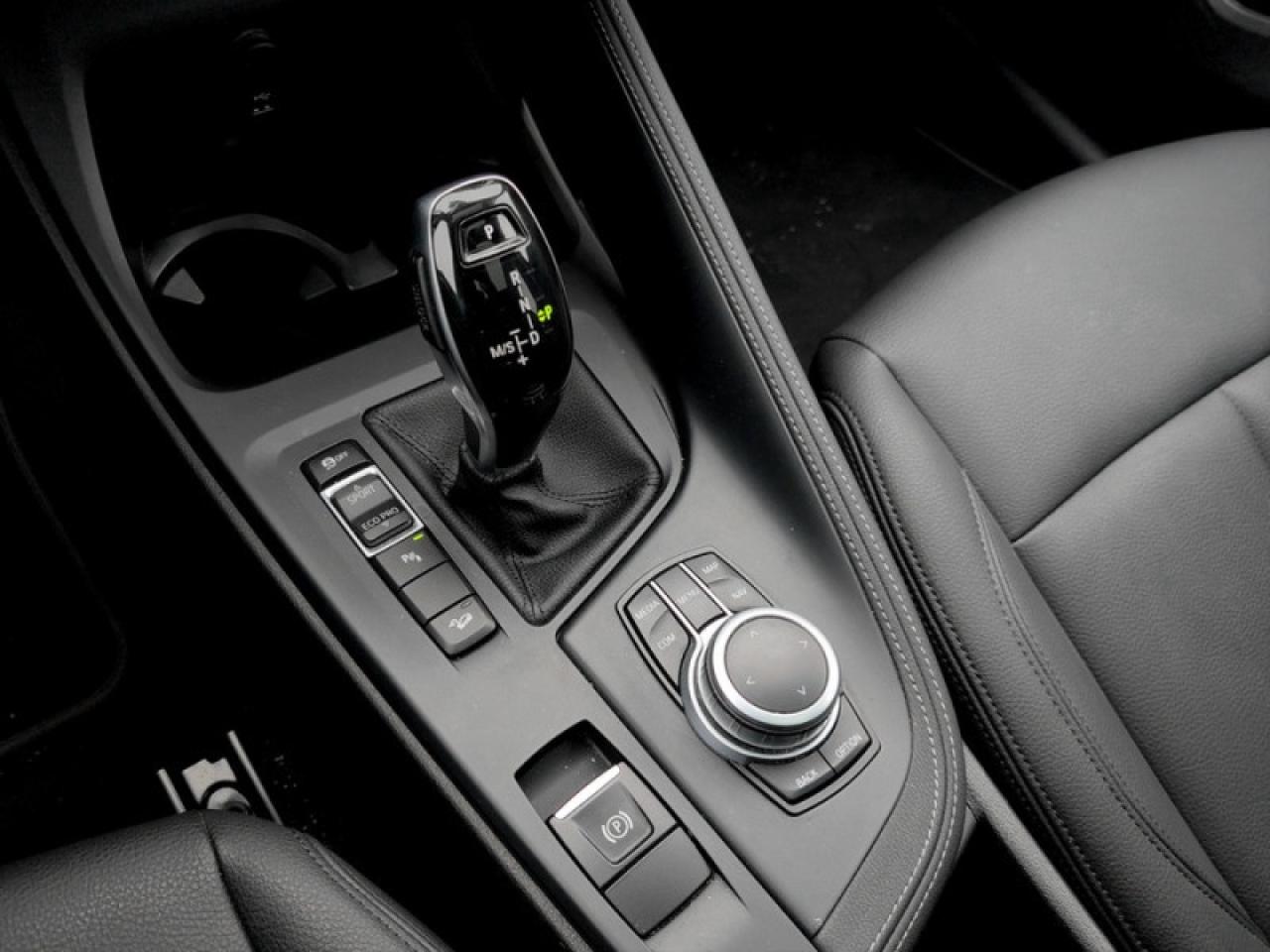 2020 BMW X2 xDrive28i  **VERY LOW KMS - VERY CLEAN** Photo