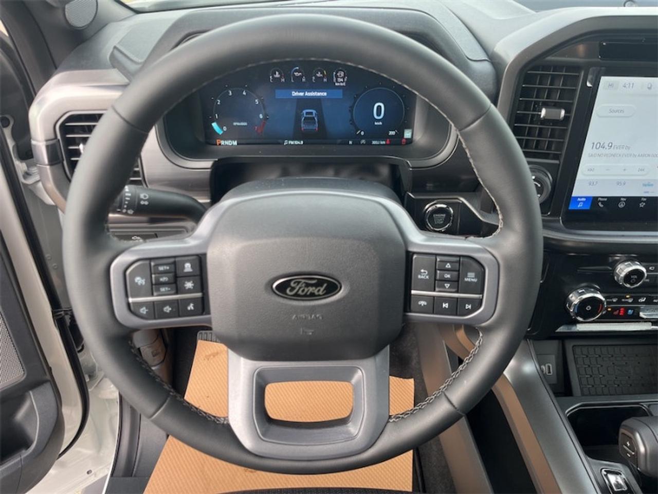 2026 Ford F-150 LARIAT  - Sunroof Photo5