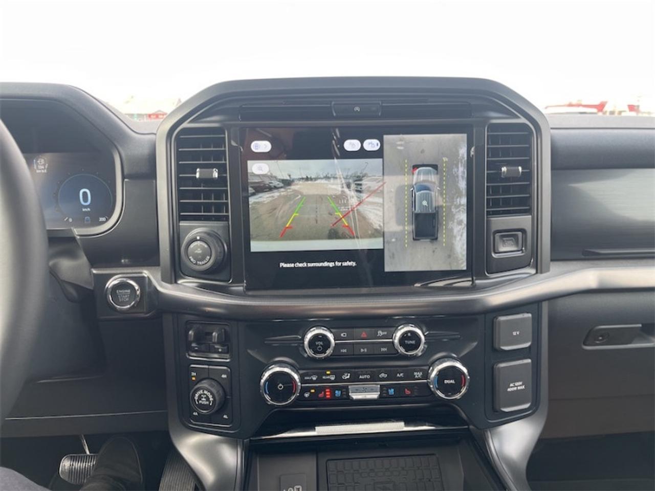 2026 Ford F-150 LARIAT  - Sunroof Photo5