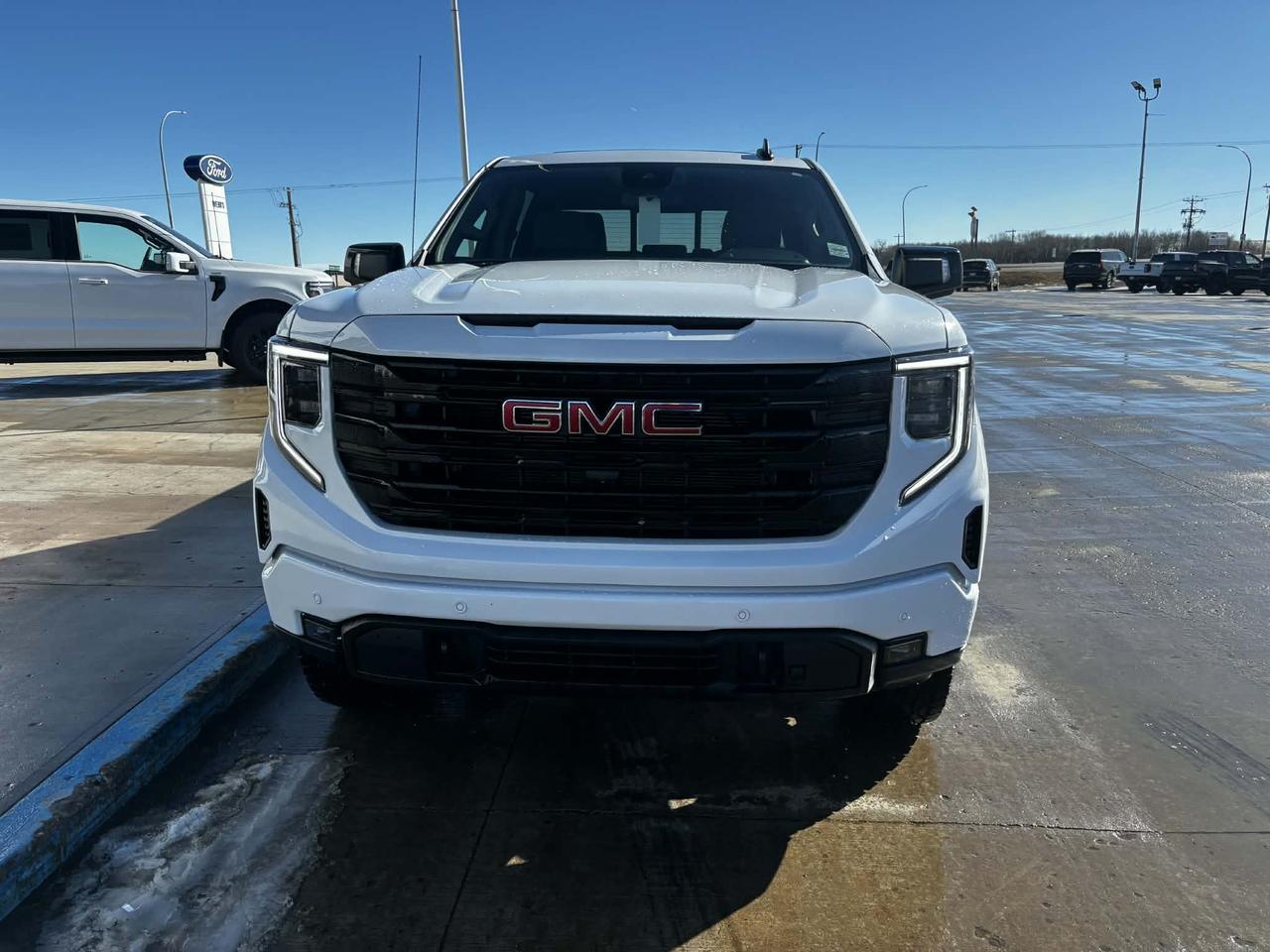 2024 GMC Sierra 1500 ELEVATION 4WD Crew Cab 157 Photo1