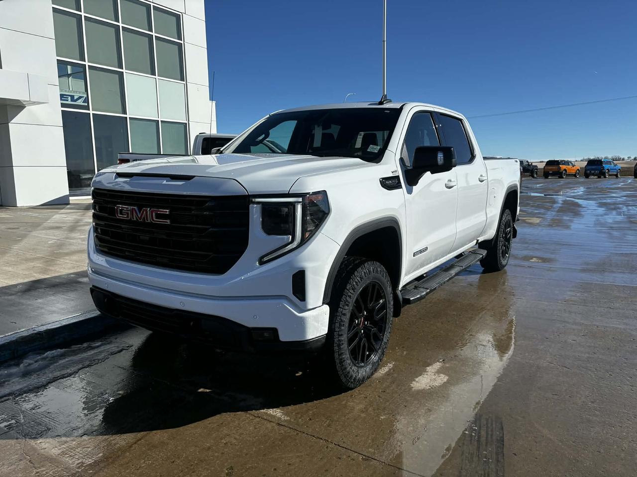 2024 GMC Sierra 1500 ELEVATION 4WD Crew Cab 157 Photo0