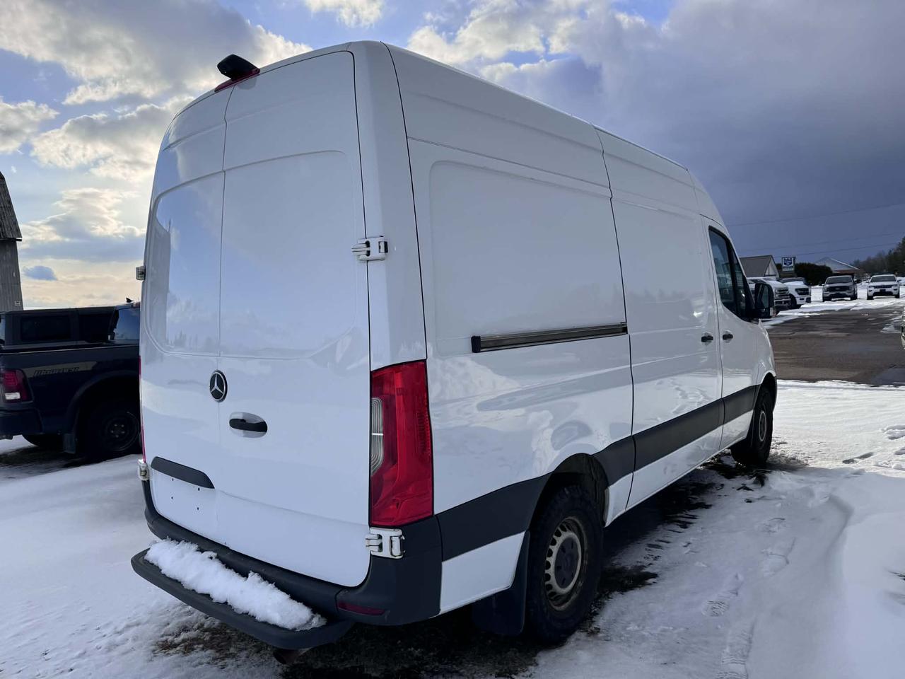 2019 Mercedes-Benz Sprinter Base Photo3
