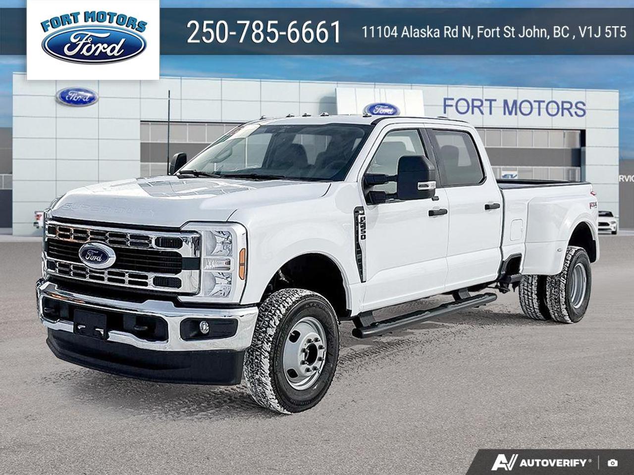 2026 Ford SuperDuty F-350® XLT Photo0