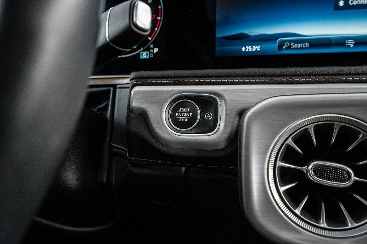 2025 Mercedes-Benz G-Class G 550 Photo