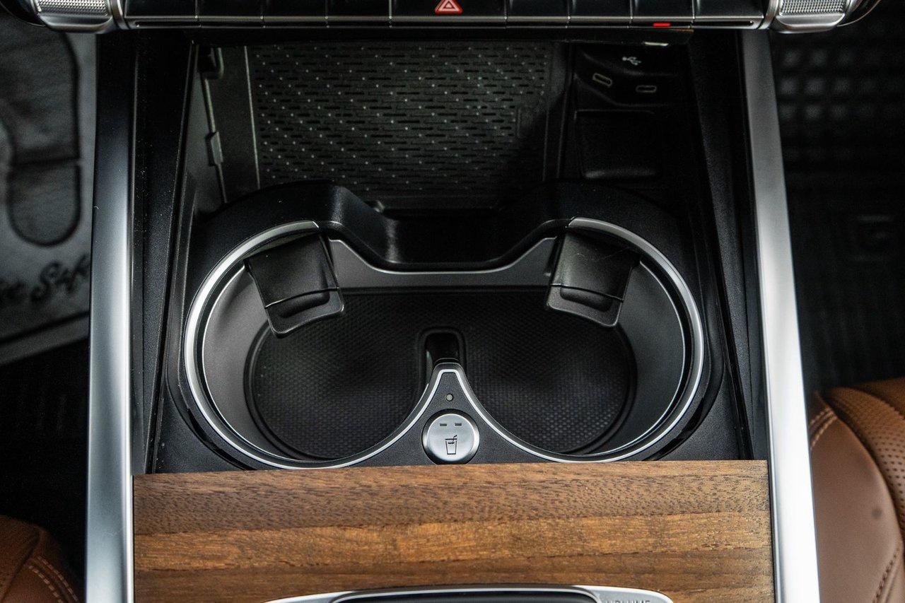 2025 Mercedes-Benz G-Class G 550 Photo