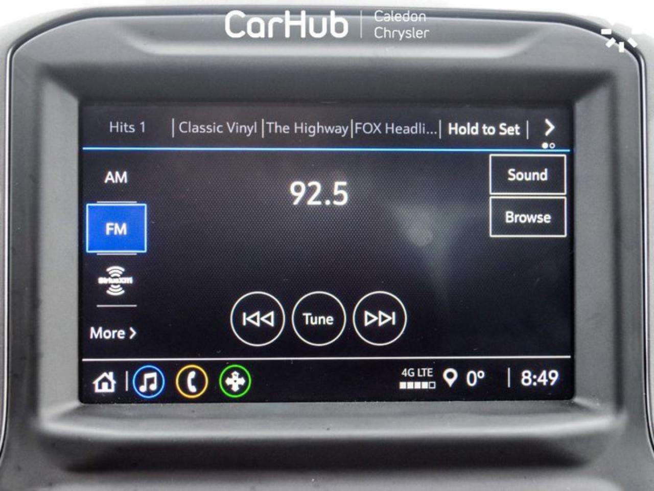 2024 Chevrolet Silverado 1500 Custom 4WD Crew Cab 147" 6 Passenger R-Start Alloy Photo