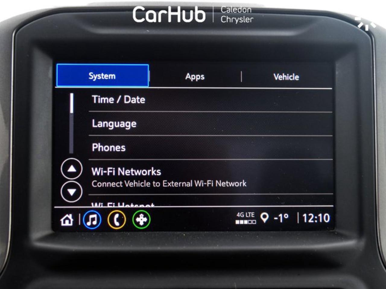 2024 Chevrolet Silverado 1500 Custom 4WD Crew Cab 147" 6 Passenger R-Start Alloy Photo