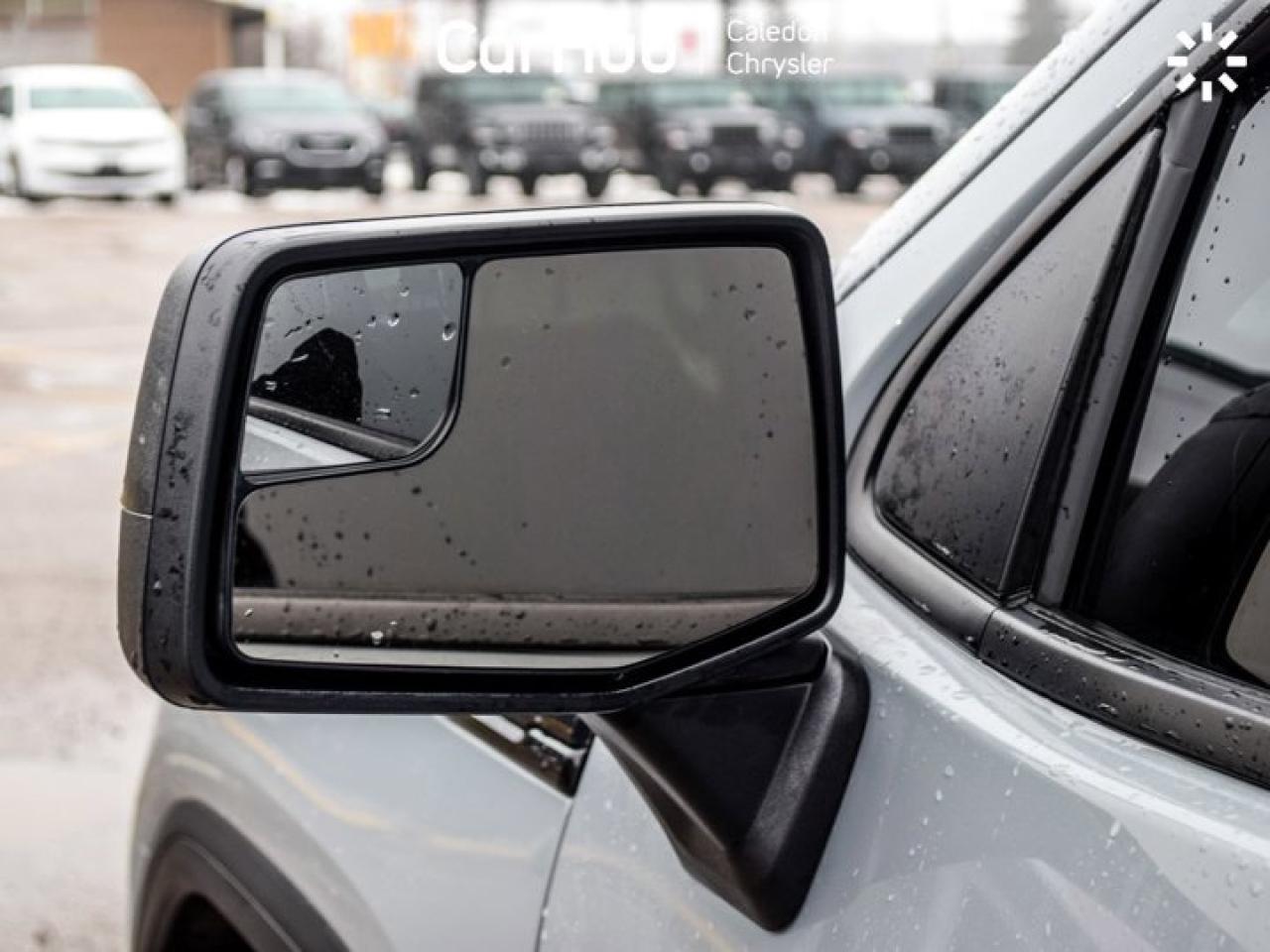 2024 GMC Sierra 1500 Elevation 4WD Crew Cab 147" 5.3L 5 passengers with captain chair Photo