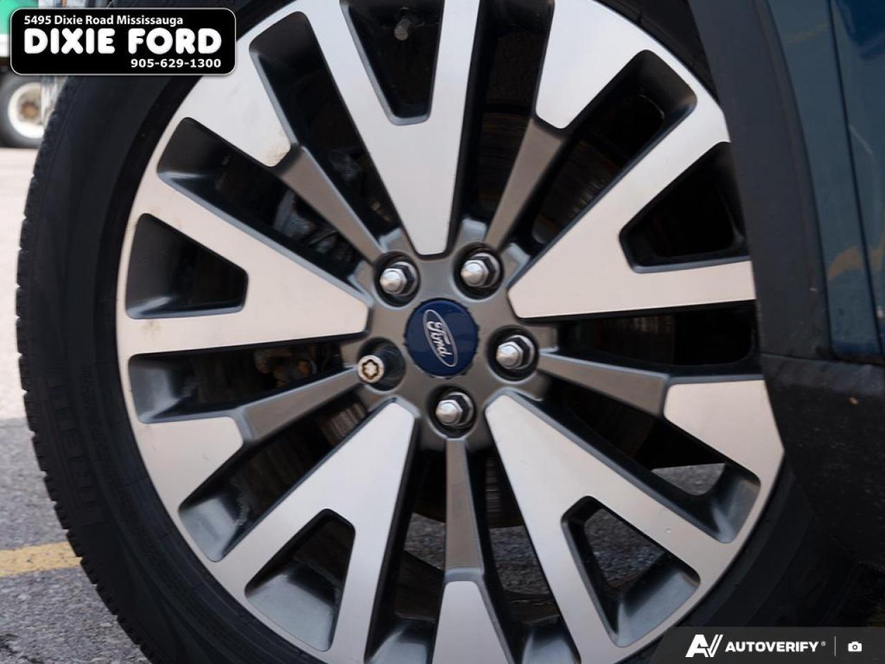 2020 Ford Escape Titanium Hybrid Photo