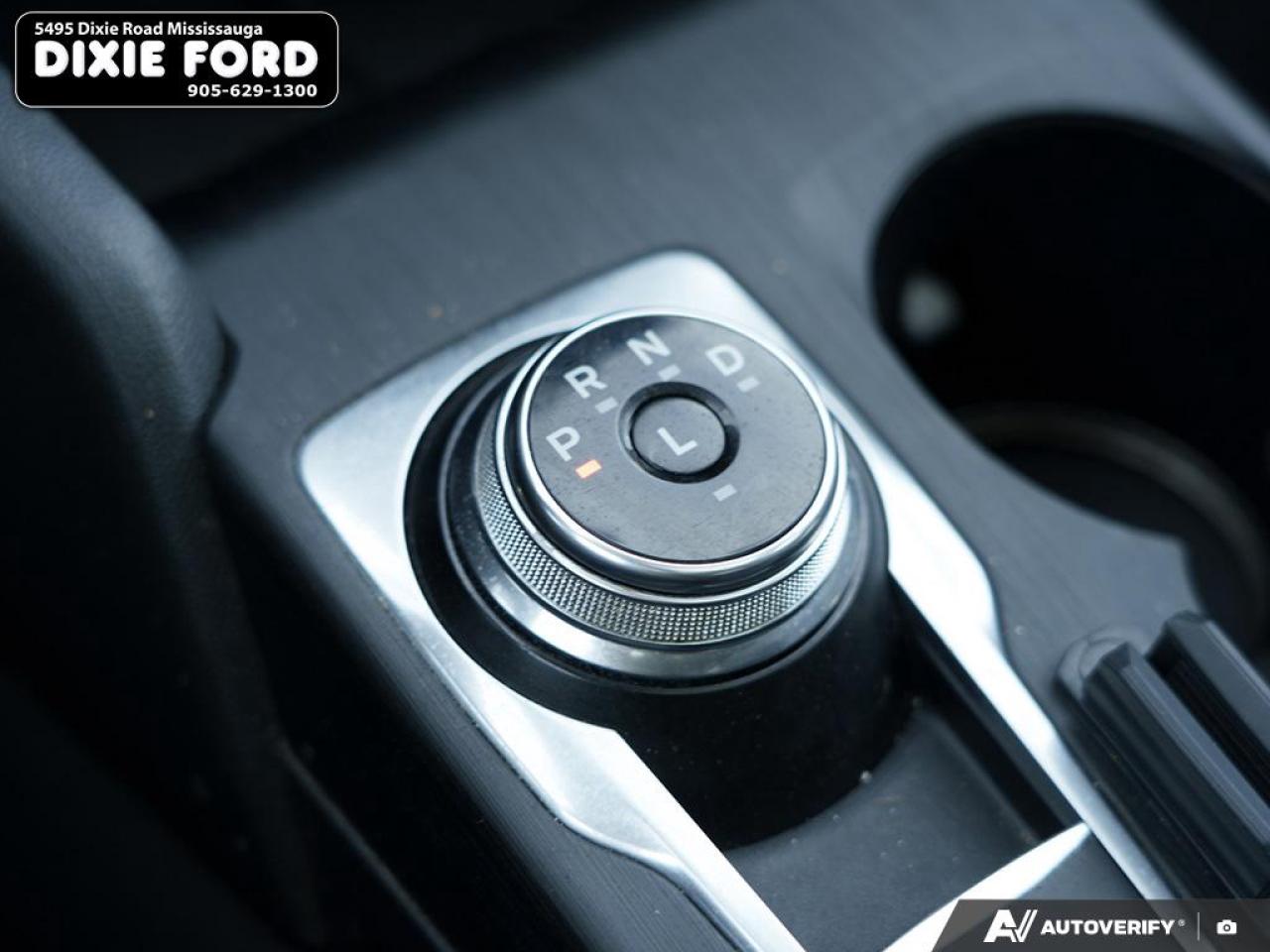 2020 Ford Escape Titanium Hybrid Photo