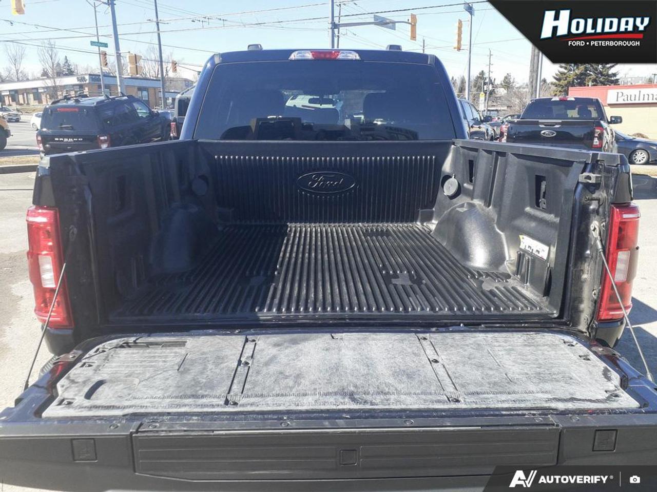2021 Ford F-150 XLT Photo