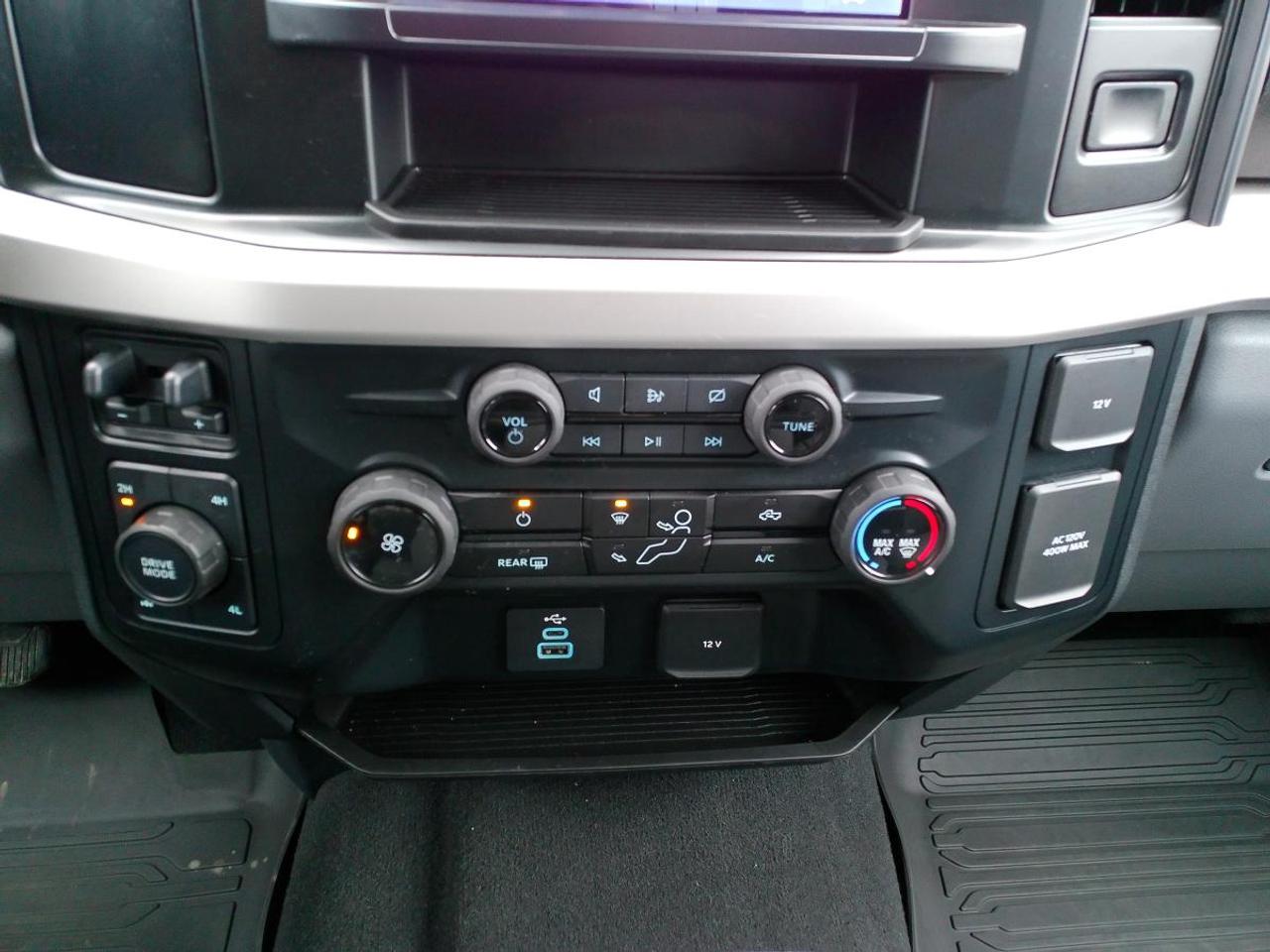 2023 Ford F-250 Super Duty SRW XLT 4WD CREW CAB 6.75' BOX Photo